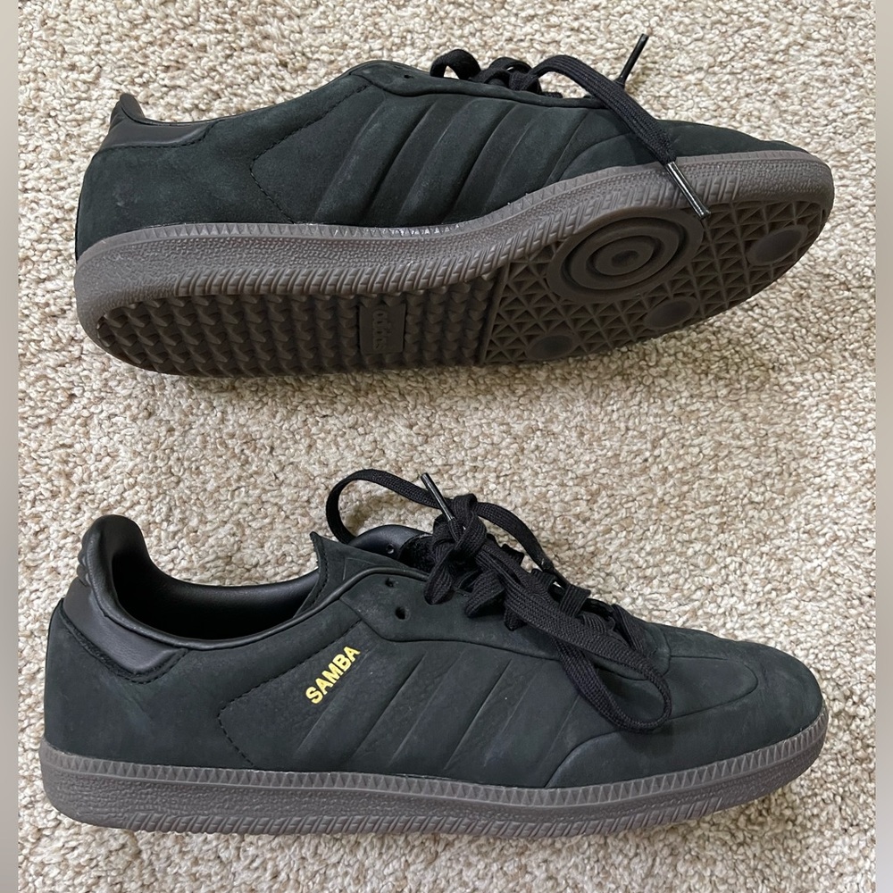 All Blac Adidas Samba Size 6